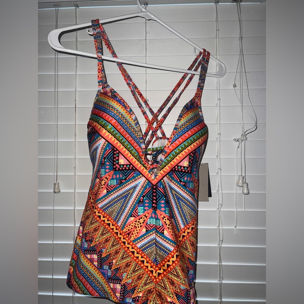 Kenneth Cole Swimsuit NWT size medium